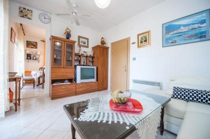 Villa Polajner -Ferienwohnung direkt am Meer in Dalmatien