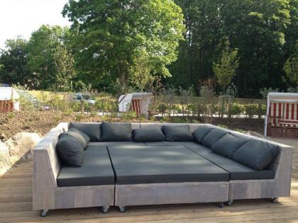 Bauholz Gastronomie Einrichtung www.exklusivdutchdesign.de/ ladeneinrichtung/ 