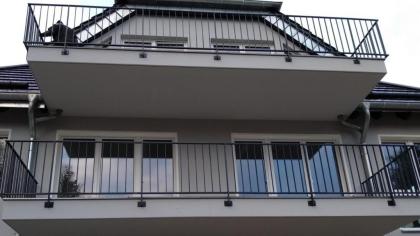 AußenTreppen, Metalltreppen aus Polen zum Garten, zur Terasse, Schmiedeeisenzaun