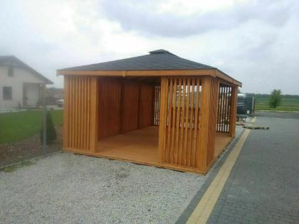 GARTENLAUBE KLEBEDACH MIT HOLZ MIELNO BITUMENSCHINDELN 6x4m