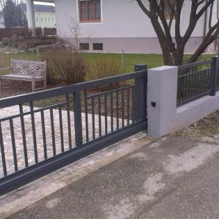 AußenTreppen, Metalltreppen aus Polen zum Garten, zur Terasse, Schmiedeeisenzaun