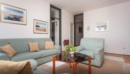 Ferienwohnung A/ PU***