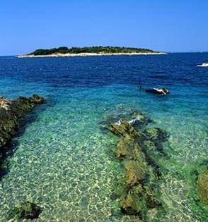 KROATIEN Unterkunft-FerienHaus mit  pool im Dalmatien