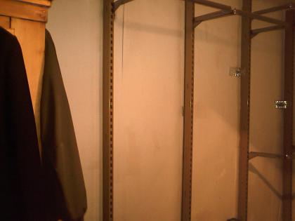 Vorrichtung für Begehbaren Kleiderschrank