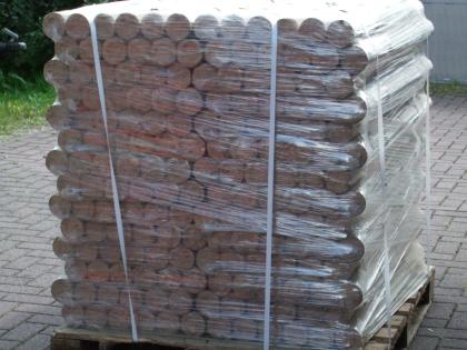 Holzpellets Holzpriketts Brennholz Kaminholz Anmachholz Holz Ofen Heizung