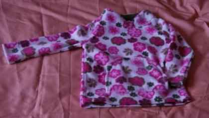 Biete ne ganze Masse an Mädchenbekleidung von 68-118