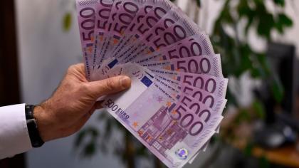 Wir bieten Kredite an, um Ihnen zu helfen