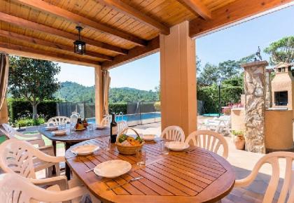 Urlaub 2024 in Spanien auf dem Land, schöne Finca mit privatem Pool Costa Brava