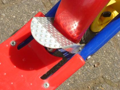 (255) KETTLER 10 Zoll ROLLER mit Fussbremse