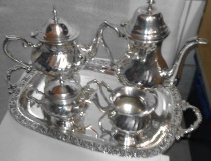 Kaffee-teekanne zucker-sahnekännchen  E.P.N.S gepunzt  silber ?? versilbert