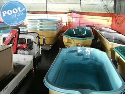 GFK Schwimmbecken Pool Lichtblau 4,80 m x 2,50 m x 1,20 m Vollisoliert Neuware!