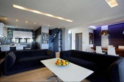  Modern detached house near the City of Rafina