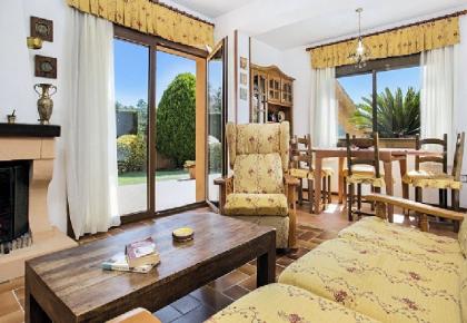 Urlaub 2024 in Spanien auf dem Land, schöne Finca mit privatem Pool Costa Brava