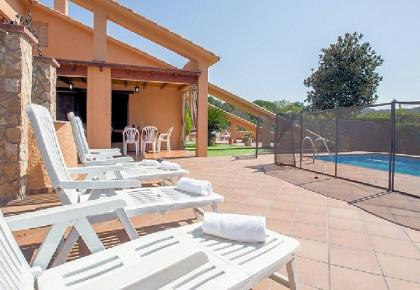 Urlaub 2024 in Spanien auf dem Land, schöne Finca mit privatem Pool Costa Brava