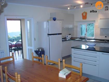 Villa (10 Pers) mit Schwimmbad und Aussicht auf die Hügel und das Meer. Gavorran
