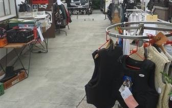 Gebrauchte Sättel günstig und Reitsportzubehör neu, billig abzugeben