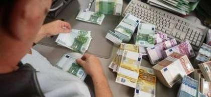 Gelddarlehensangebot, um Ihnen kostenlos zu helfen.