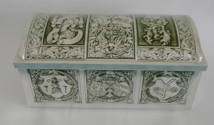 Blechdosen, verschiedene Motive und Größen