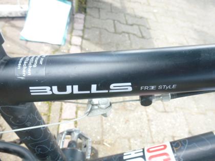 (178) BULLS 20 Zoll Rh 27
