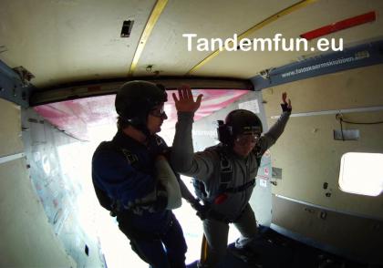 Fallschirmspringen Ausbildung AFF 1900 Euro Bayern - Ostbayern Skydiver Kurs