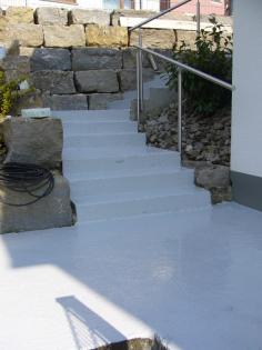 Steinteppich Kieselboden oder Gummiboden selber verarbeiten