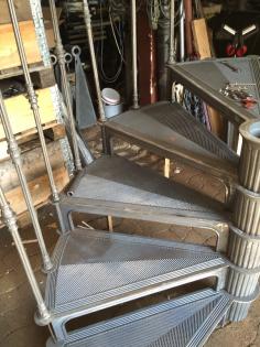 Wendeltreppe Spindeltreppe Gusstreppe Treppe aus Gusseisen 113 - 200 cm Industri