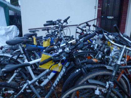 (7) 24 Gang 28 Zoll Gabel gefedert Rh 53 mit Batterielampen