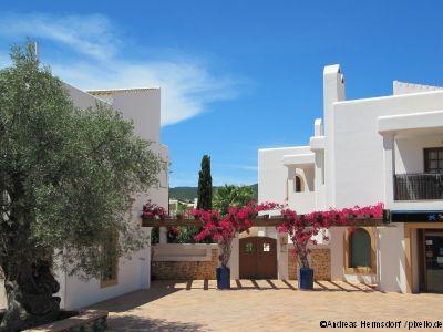 Ibiza, DZ HP Flug ab 370 €