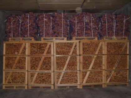 Kaminholz Brennholz trocken ofenfertig