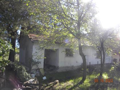 In Süd-Ungarn Rúzsa ein kleines Bauernhof günstig ist zu verkaufen