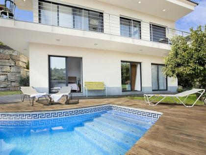 Traumurlaub 2026: Modernes Ferienhaus an der Costa Brava privater Pool mieten