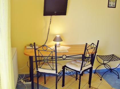 Polen / Masuren/Nikolaiken/komfortable PENSION ca. 150 M vom Seeufer entfernt