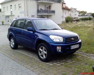 Toyota RAV4 2.0 4x4 Special Allrad mit Klima u. Schiebedach