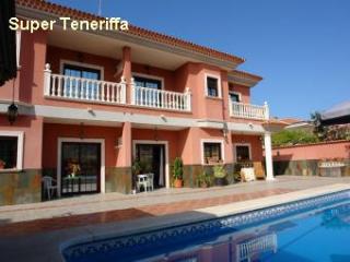 Teneriffa Luxusvilla Residencia Imperial in Los Cristianos fü 8 Personen