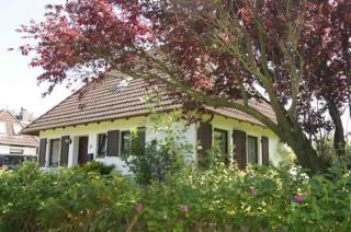 Herzlich willkommen im Urlaub im Ostsee-Ferienhaus  Strandhus  mit dänischem Kam