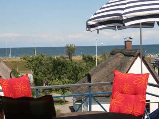 Luxus-Maisonette Ostsee-Ferienwohnung Meeresblick mit Dachterrasse, Balkon, Meer