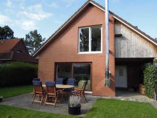 Ostsee-Ferienhaus Baltic mit Kamin in Heidkate