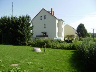 Großes saniertes Einfamilienhaus mit Einliegerwohnung (Mehrgenerationenhaus) von