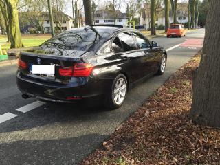 BMW 330D Sportline elek. AHK Garantie 10.2021  km 22300