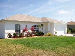 Florida, Cape Coral, Neueres Haus, Garten, 1000 qm Land