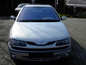 Renault-Laguna-Elysee