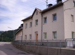 GROSSES HAUS MIT TOLLER AUSSICHT IN TERNBERG