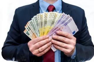 Wir bieten Investitionen für Privatpersonen und Unternehmen von 5.000 bis 250.00