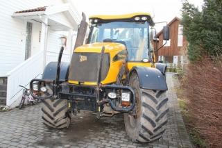 JCB Fastrac 3170 PLUS Traktor mit FL Bj.2021 Preis:12 .000EUR