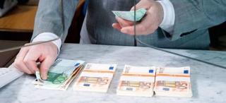 Schnelles und zuverlässiges Gelddarlehensangebot ohne Gebühren.