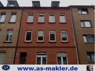 Bieterverfahren., renovierungsbedürftiges Altbau 4-Familienhaus mit Balkone und 