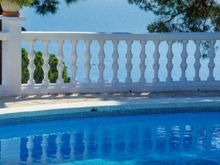 Exklusive Ferienvilla Spanien Costa Brava mit privatem Pool und Meerblick