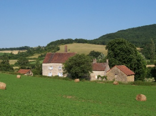 Gruppenhaus Burgund (Taize ) Frankreich für 20 bis 44 Pers.