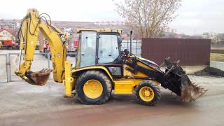 2005 CATERPILLAR 428D   - VERKAUFEN 23800 EUR