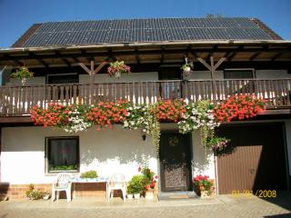 Vermiete Pension mit Übernachtung + Frühstück